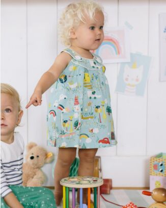 Robe pour bébé n°127 de Burda Style Mars 2017